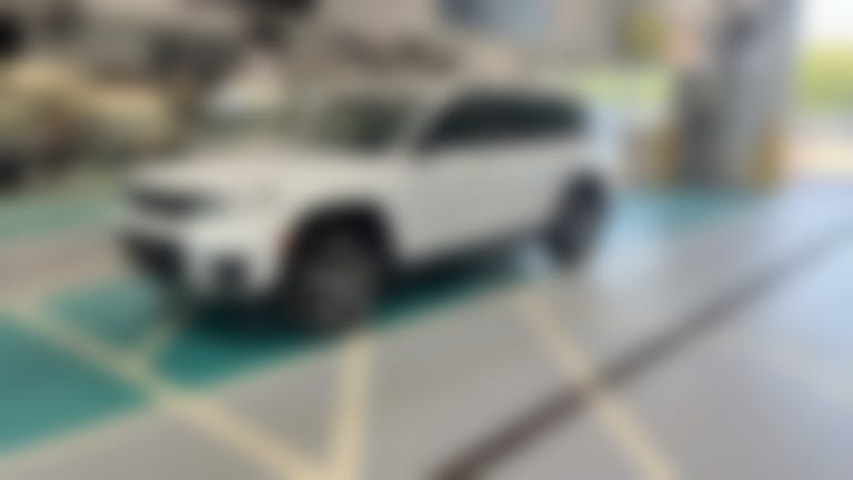 2023 Jeep Grand Cherokee L vehicle photo