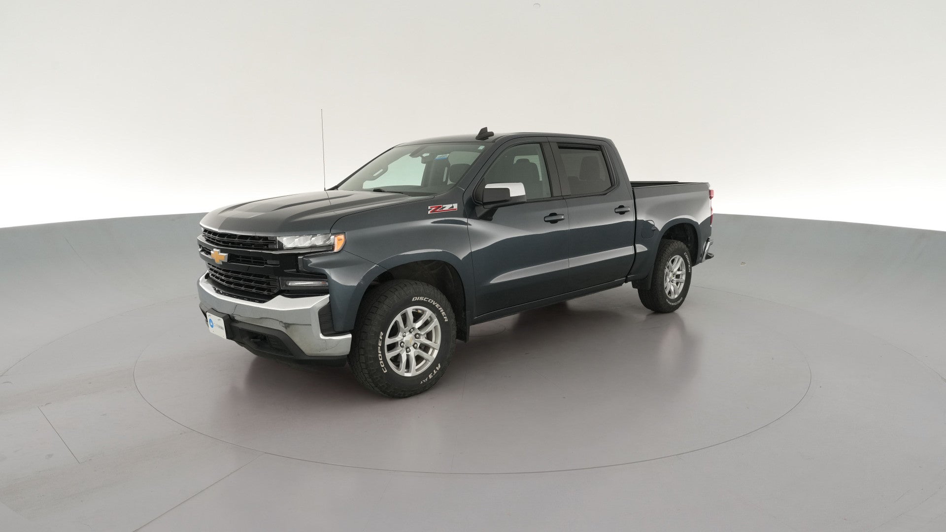 2020 Chevrolet Silverado 1500 Crew Cab vehicle photo