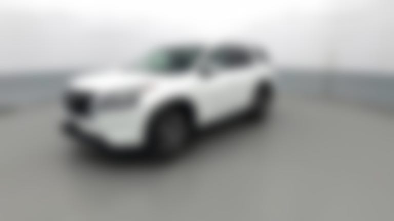 2025 Nissan Pathfinder vehicle photo