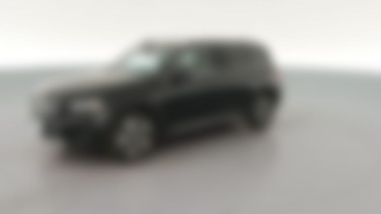2025 Mercedes-Benz GLB vehicle photo