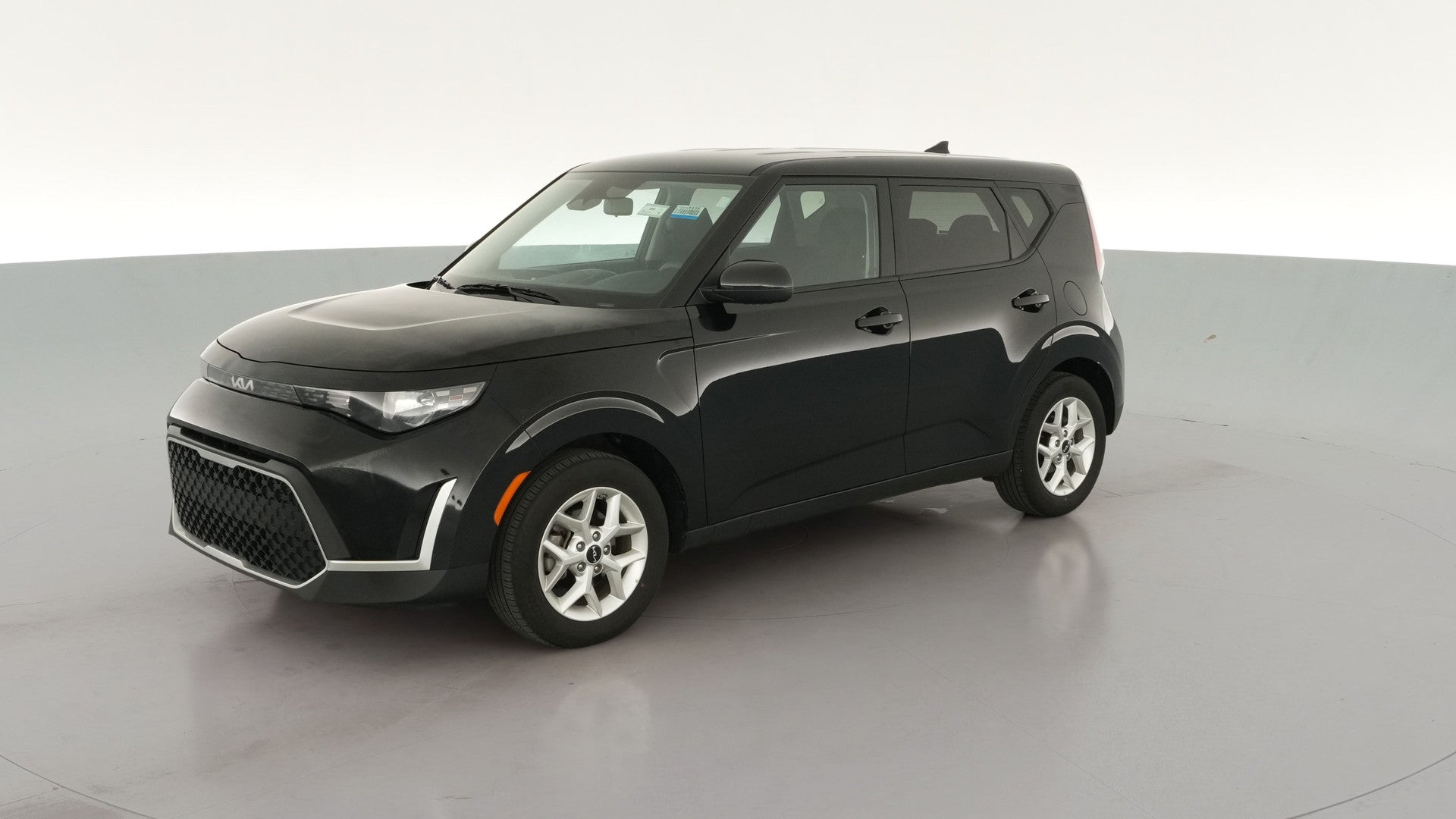 2025 Kia Soul vehicle photo