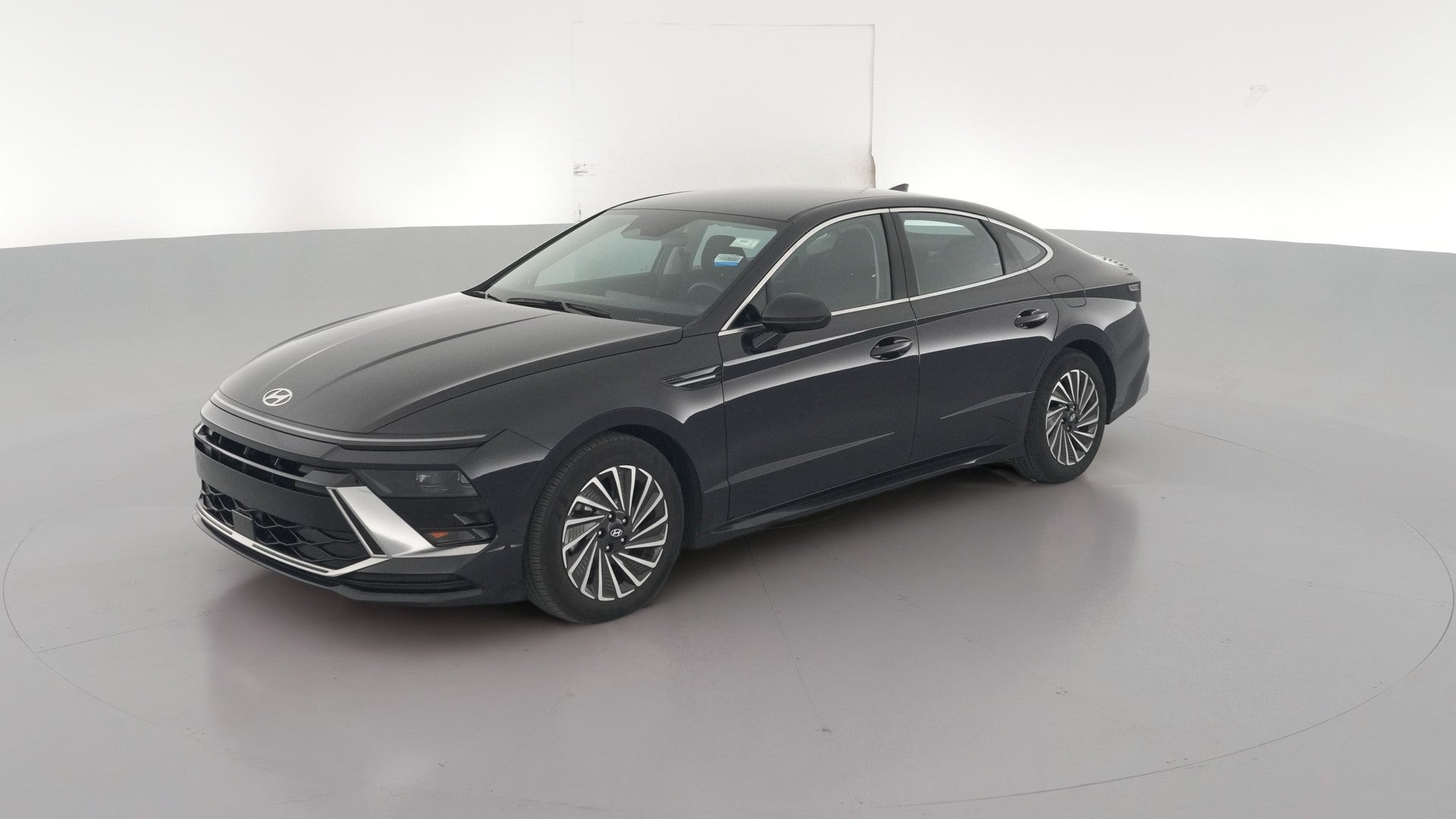 2025 Hyundai Sonata Hybrid vehicle photo