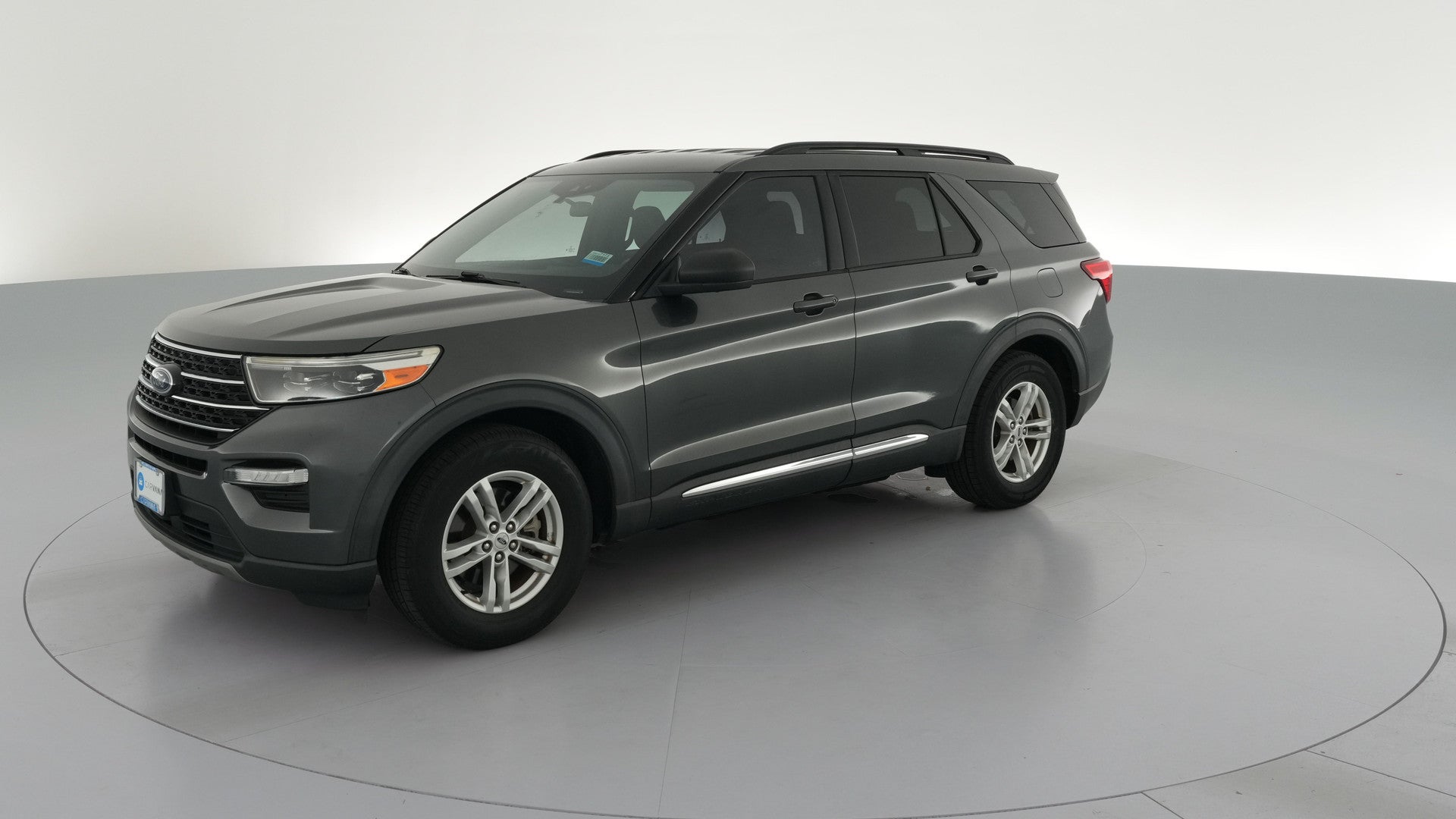 2020 Ford Explorer vehicle photo