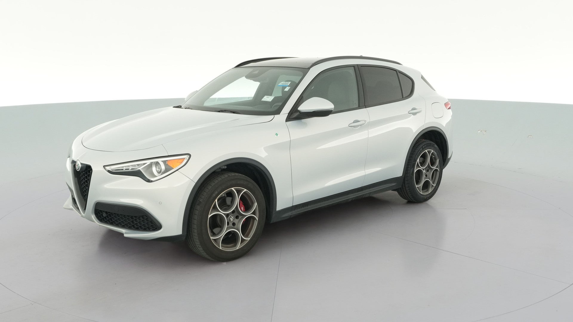 2023 Alfa Romeo Stelvio vehicle photo
