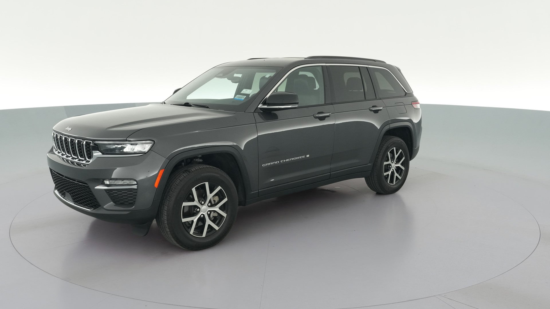 2024 Jeep Grand Cherokee vehicle photo