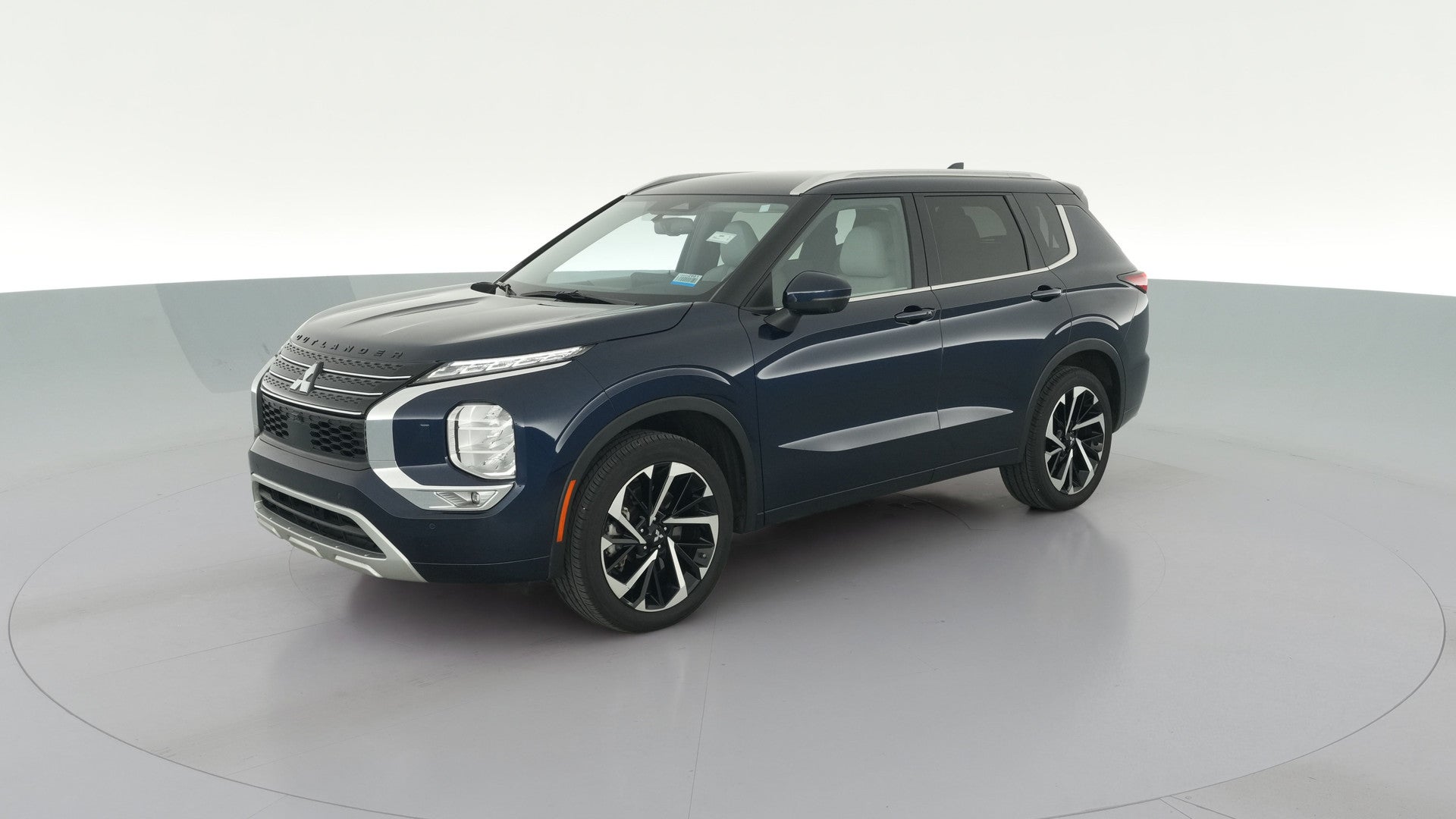2024 Mitsubishi Outlander vehicle photo