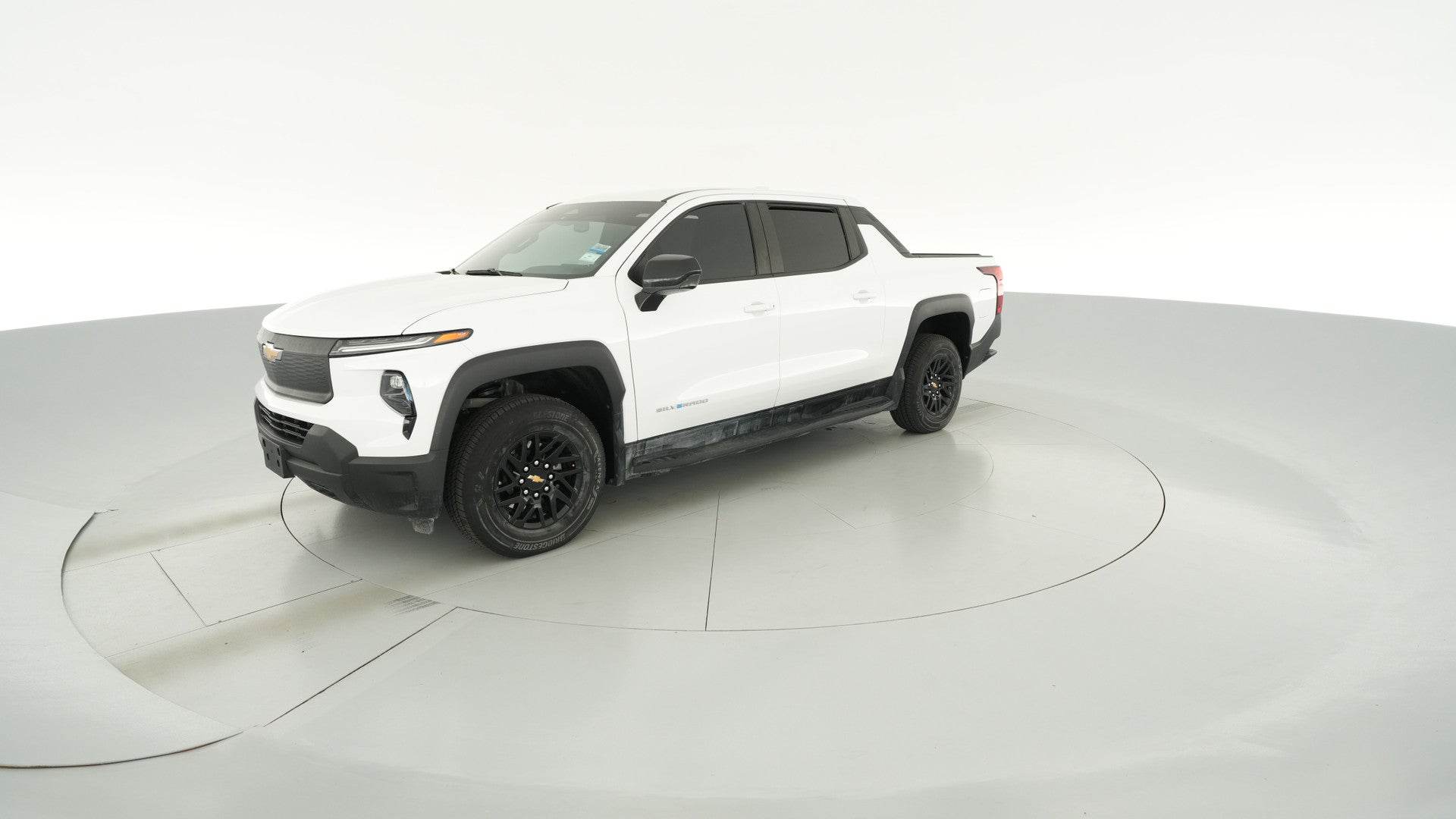 2024 Chevrolet Silverado EV vehicle photo