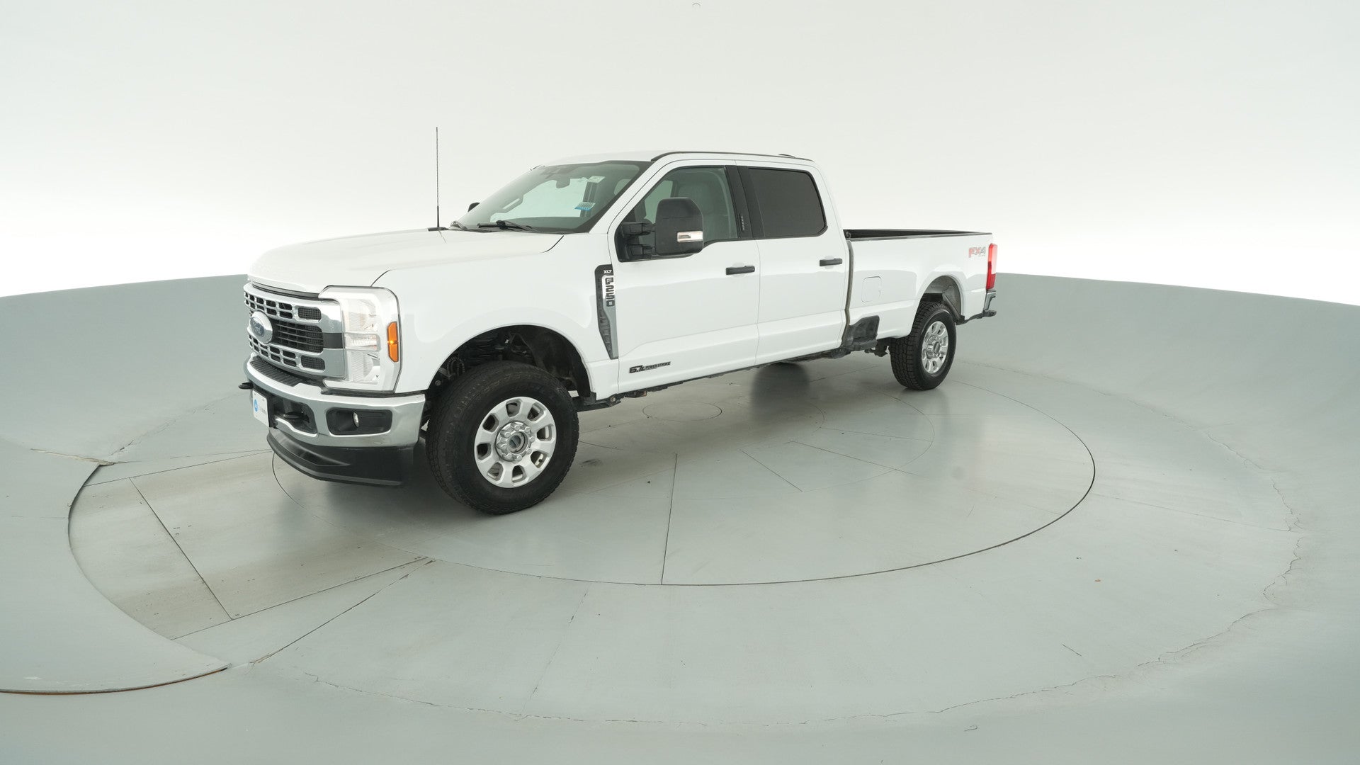 2024 Ford F250 Super Duty Crew Cab vehicle photo