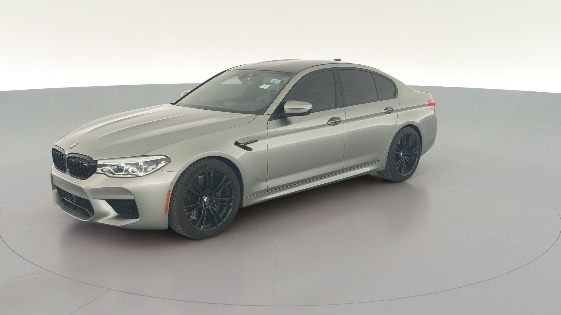 2018 BMW M5 vehicle photo