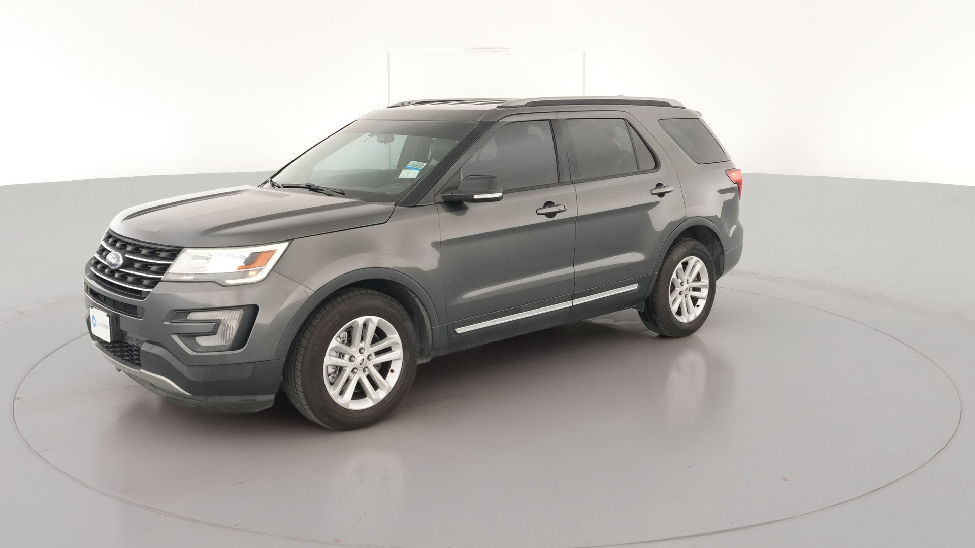 2017 Ford Explorer vehicle photo