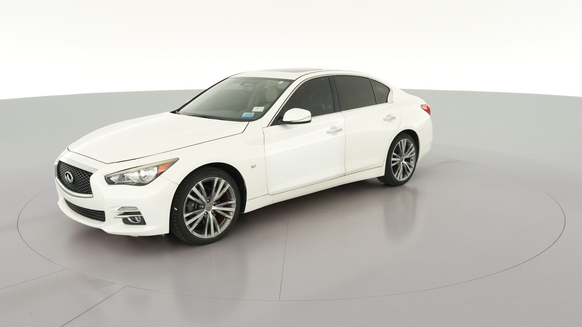 2015 INFINITI Q50 vehicle photo