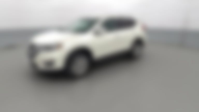 2018 Nissan Rogue vehicle photo