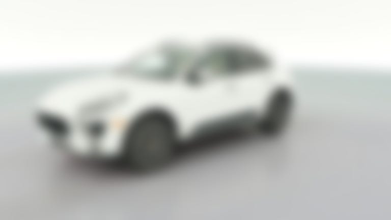 2017 Porsche Macan vehicle photo