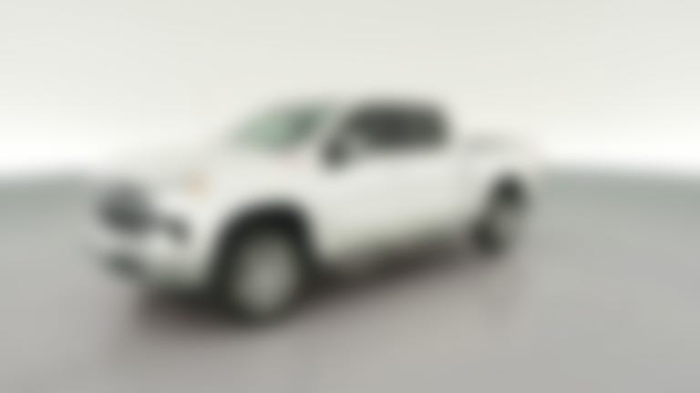 2024 Chevrolet Silverado 1500 Crew Cab vehicle photo