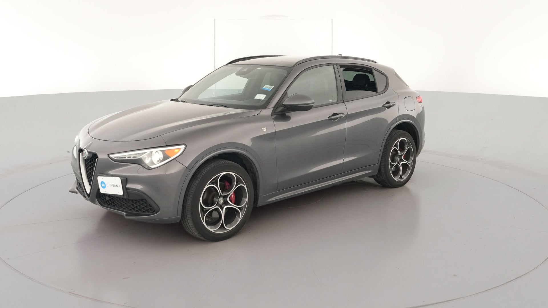 2022 Alfa Romeo Stelvio vehicle photo