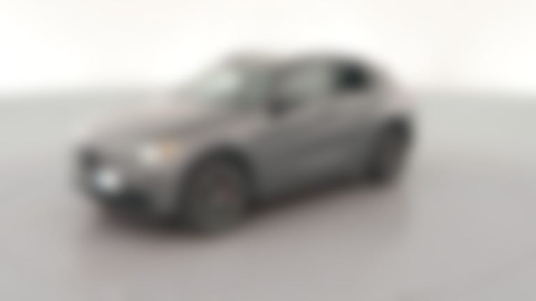2022 Alfa Romeo Stelvio vehicle photo