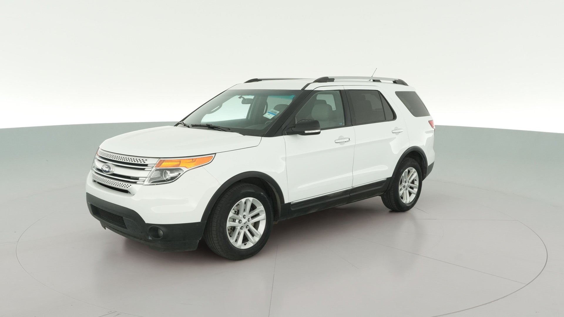 2015 Ford Explorer vehicle photo