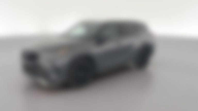 2025 Toyota Highlander vehicle photo