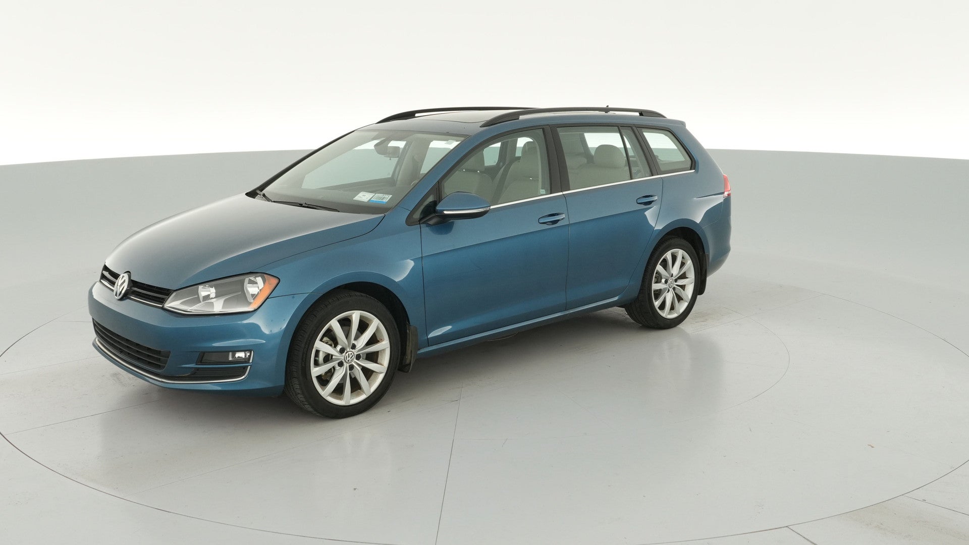 2017 Volkswagen Golf SportWagen vehicle photo