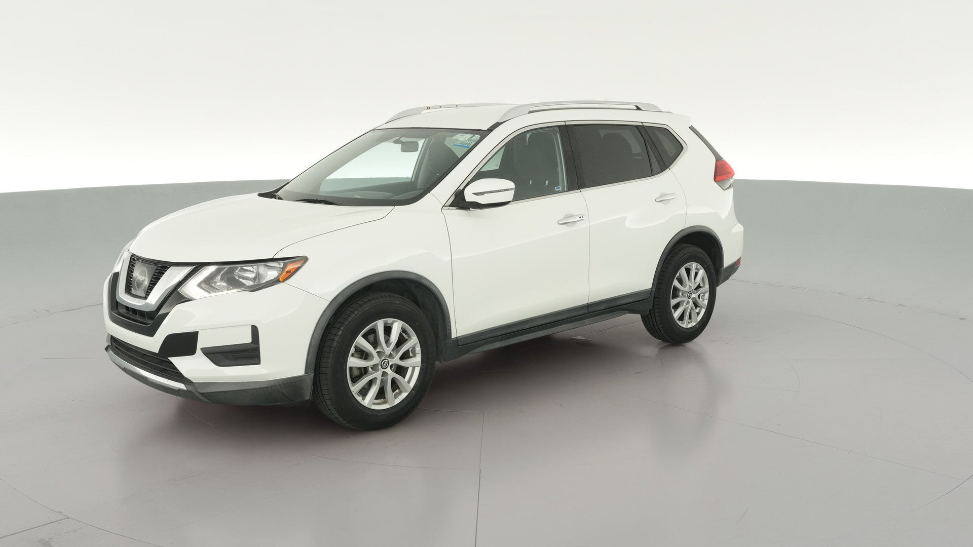 2017 Nissan Rogue vehicle photo