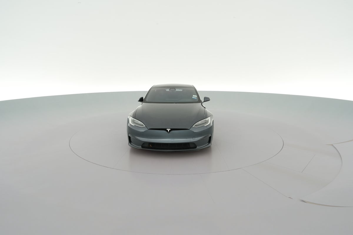 2021 Tesla Model S Long Range in Gray — 360° view 1