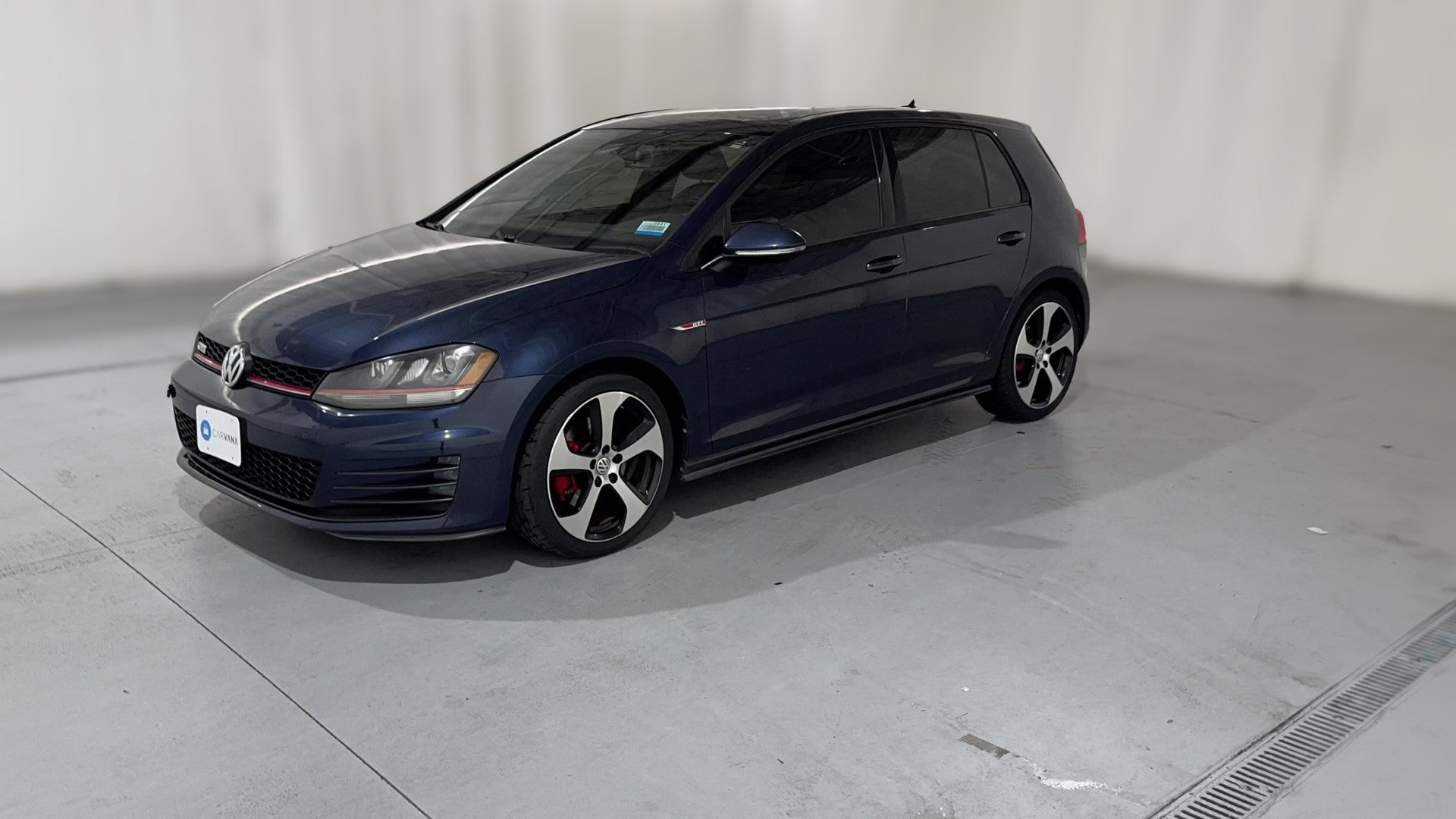2016 Volkswagen Golf GTI vehicle photo
