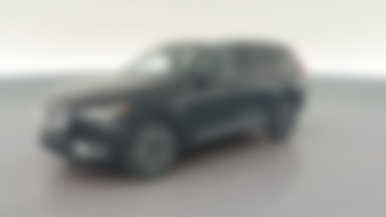 2025 Volvo XC90 vehicle photo
