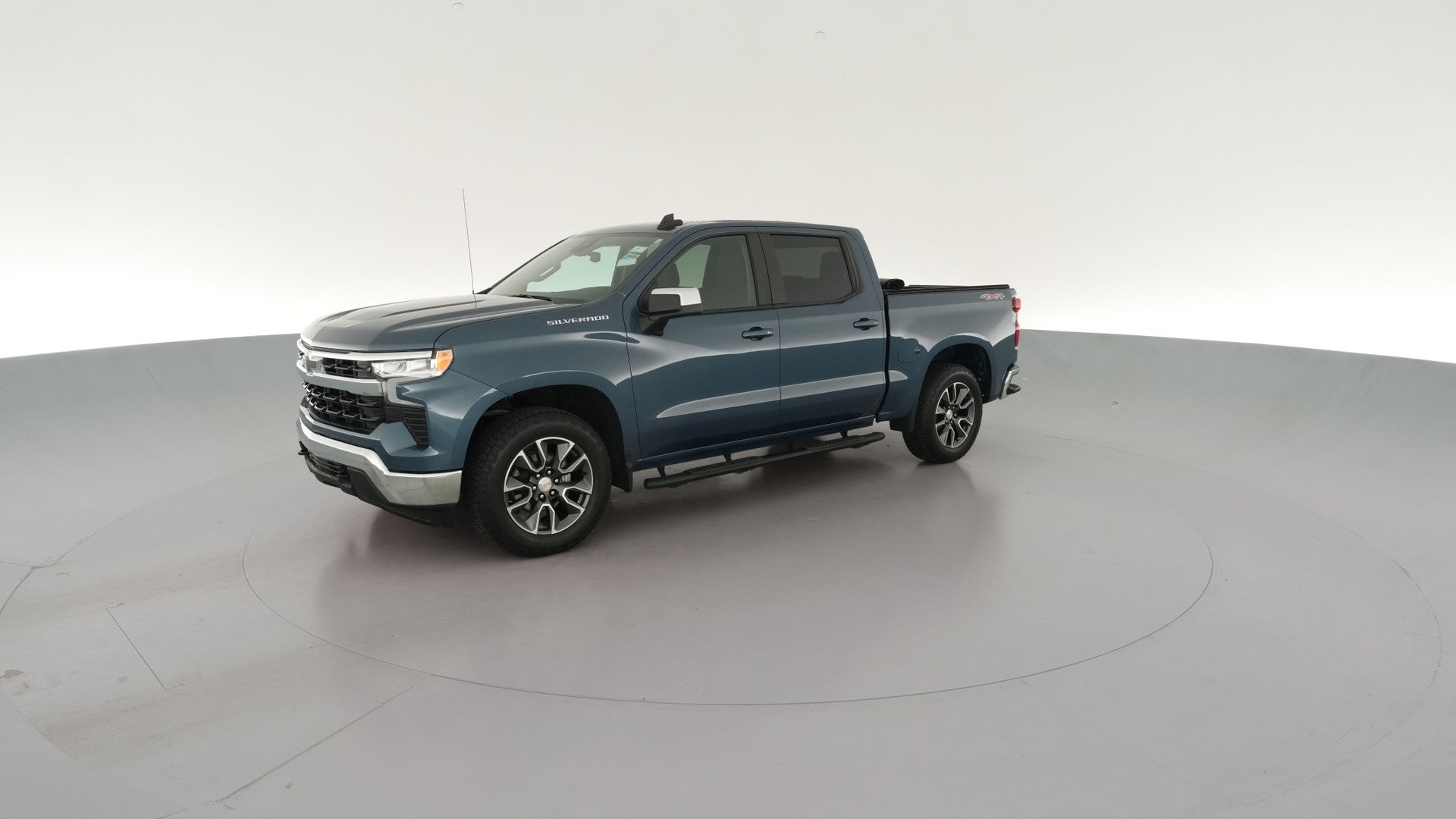 2024 Chevrolet Silverado 1500 Crew Cab vehicle photo