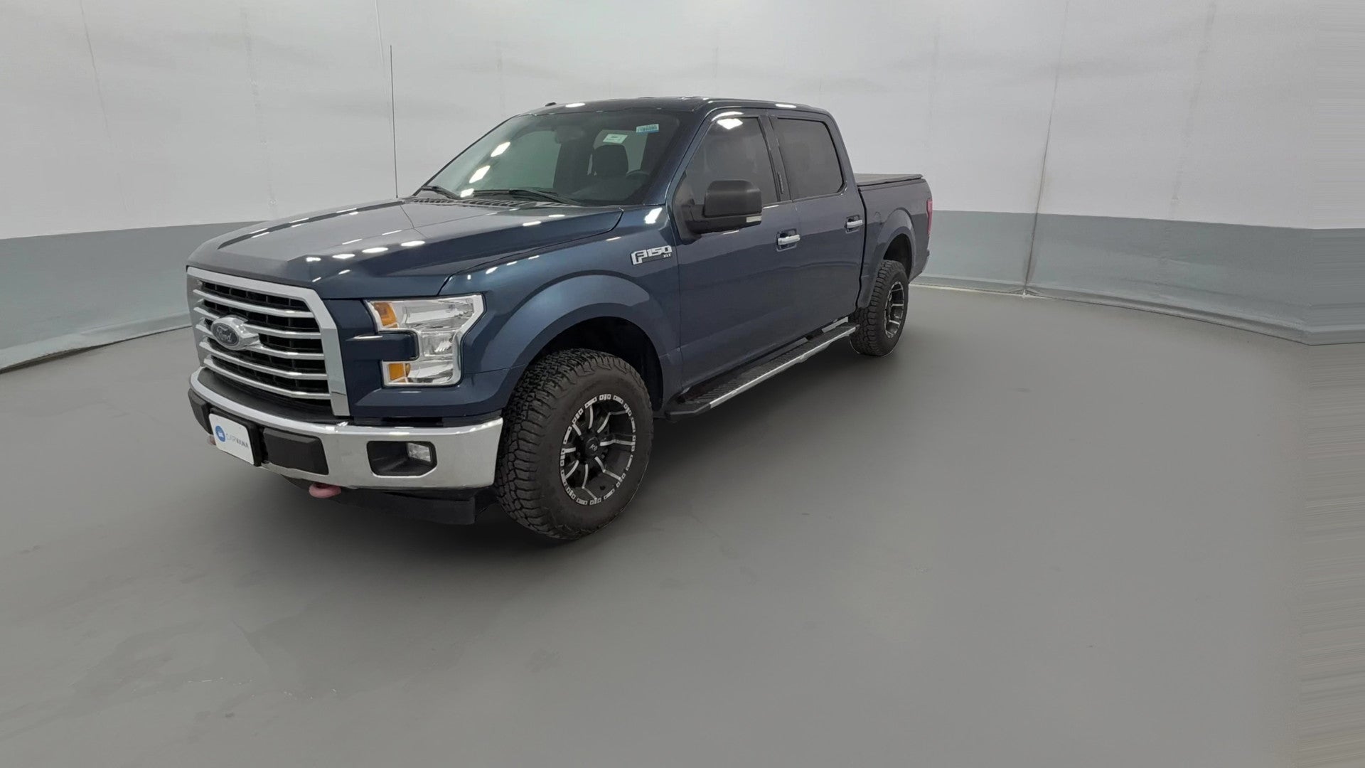 2017 Ford F150 SuperCrew Cab vehicle photo