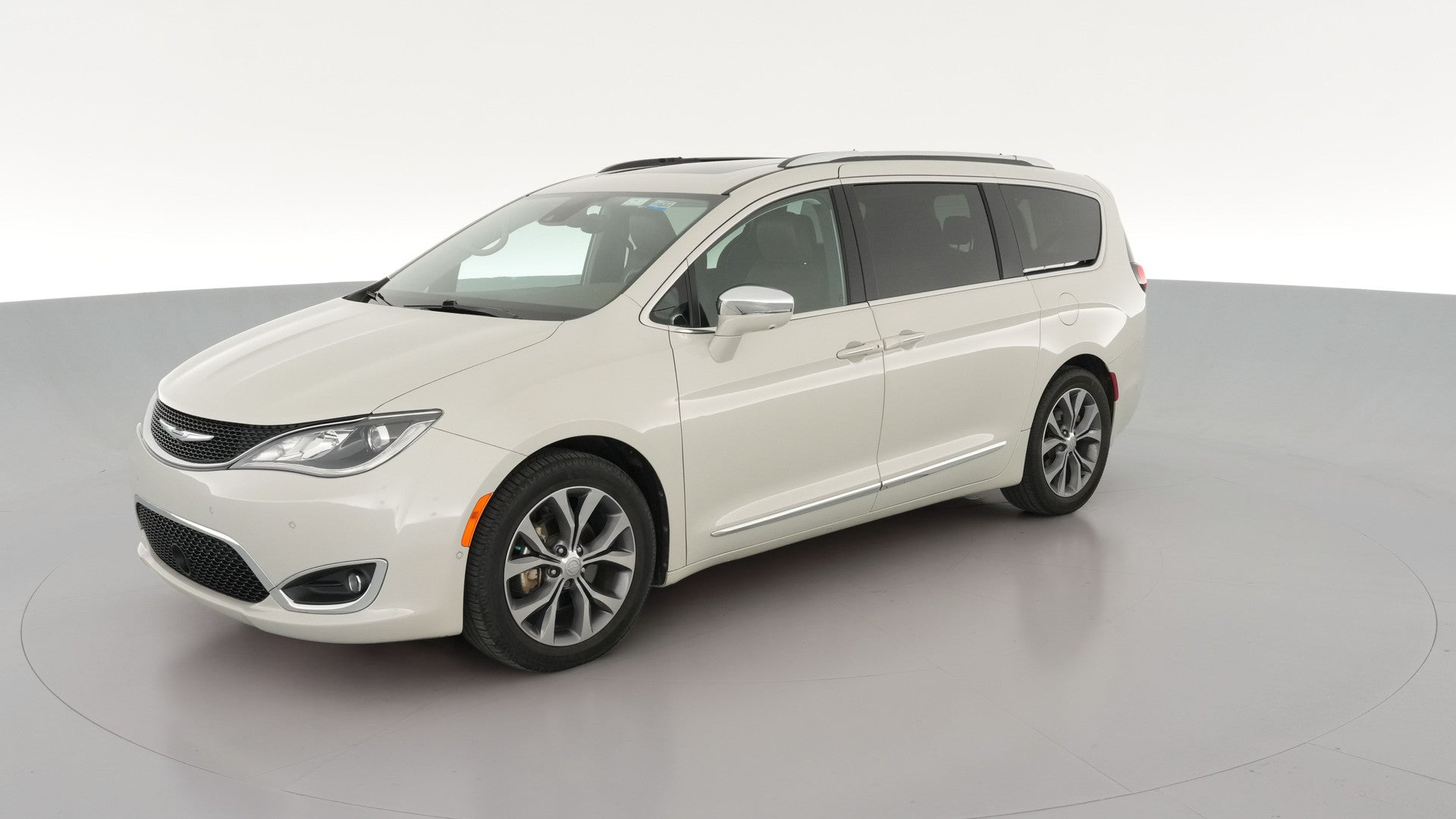 2017 Chrysler Pacifica vehicle photo