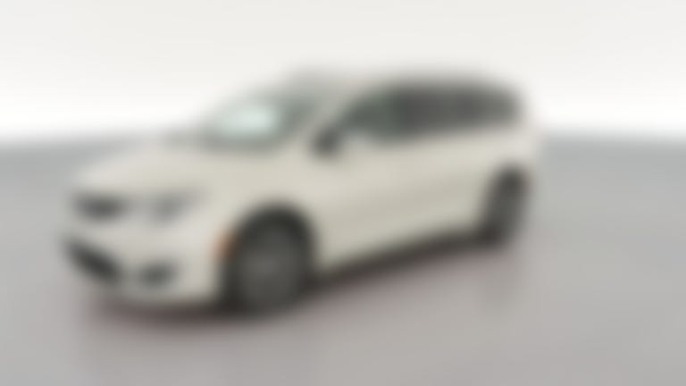 2017 Chrysler Pacifica vehicle photo