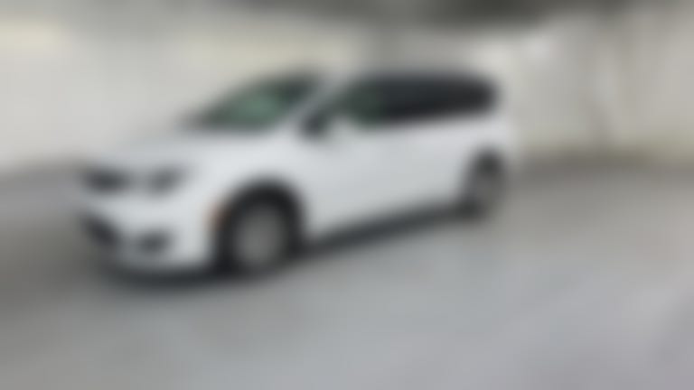 2019 Chrysler Pacifica vehicle photo