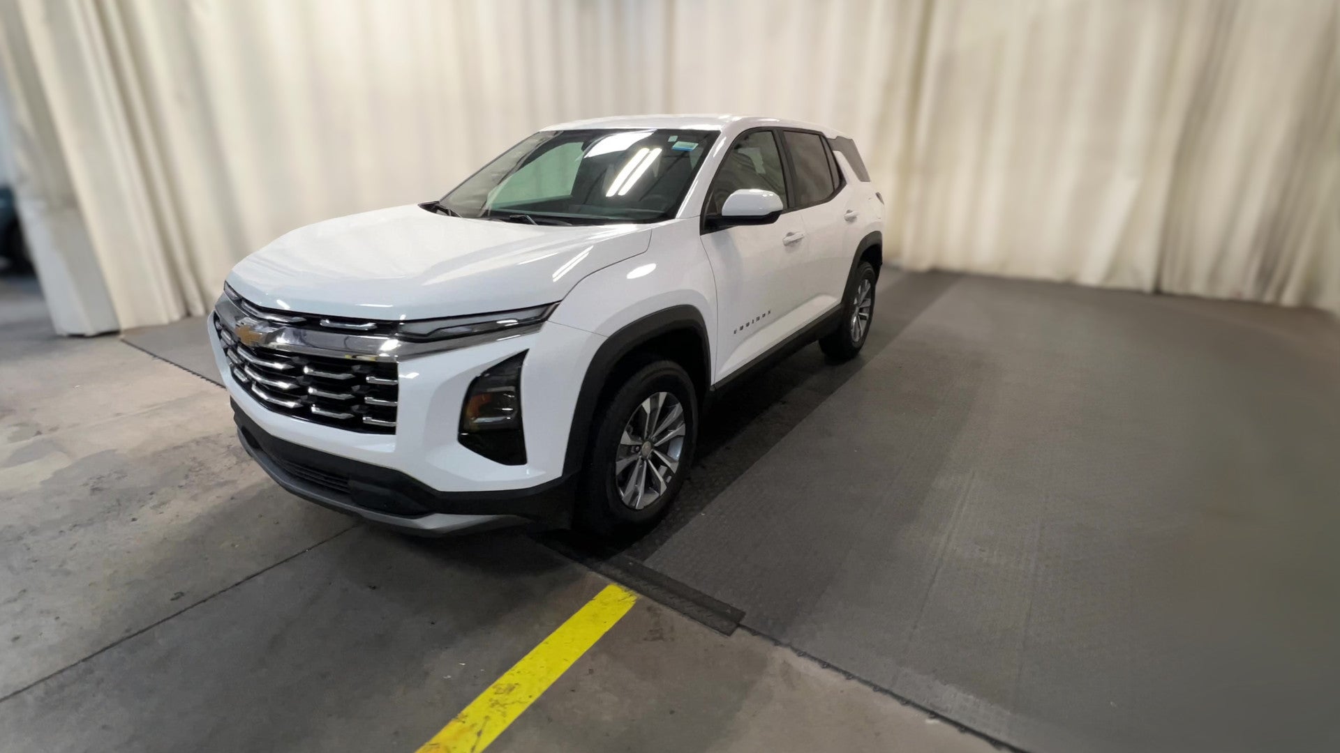 2025 Chevrolet Equinox vehicle photo
