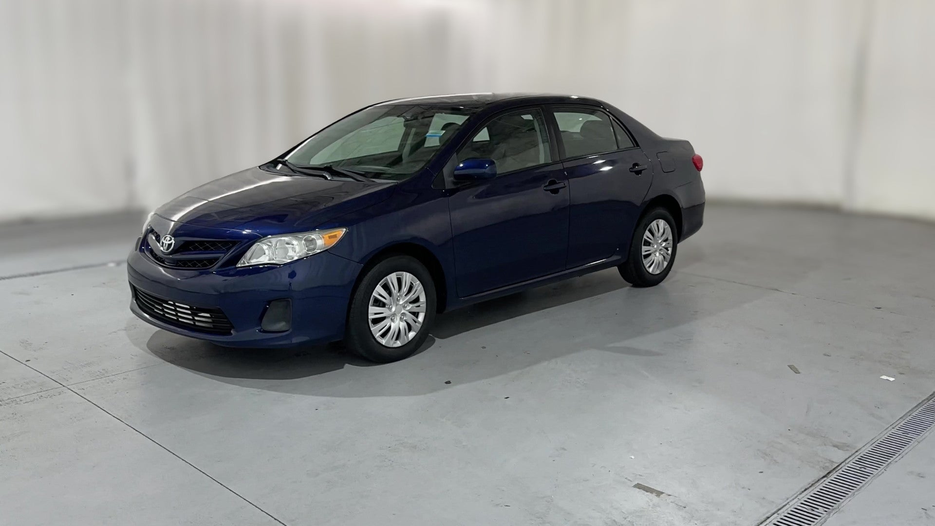 2011 Toyota Corolla vehicle photo