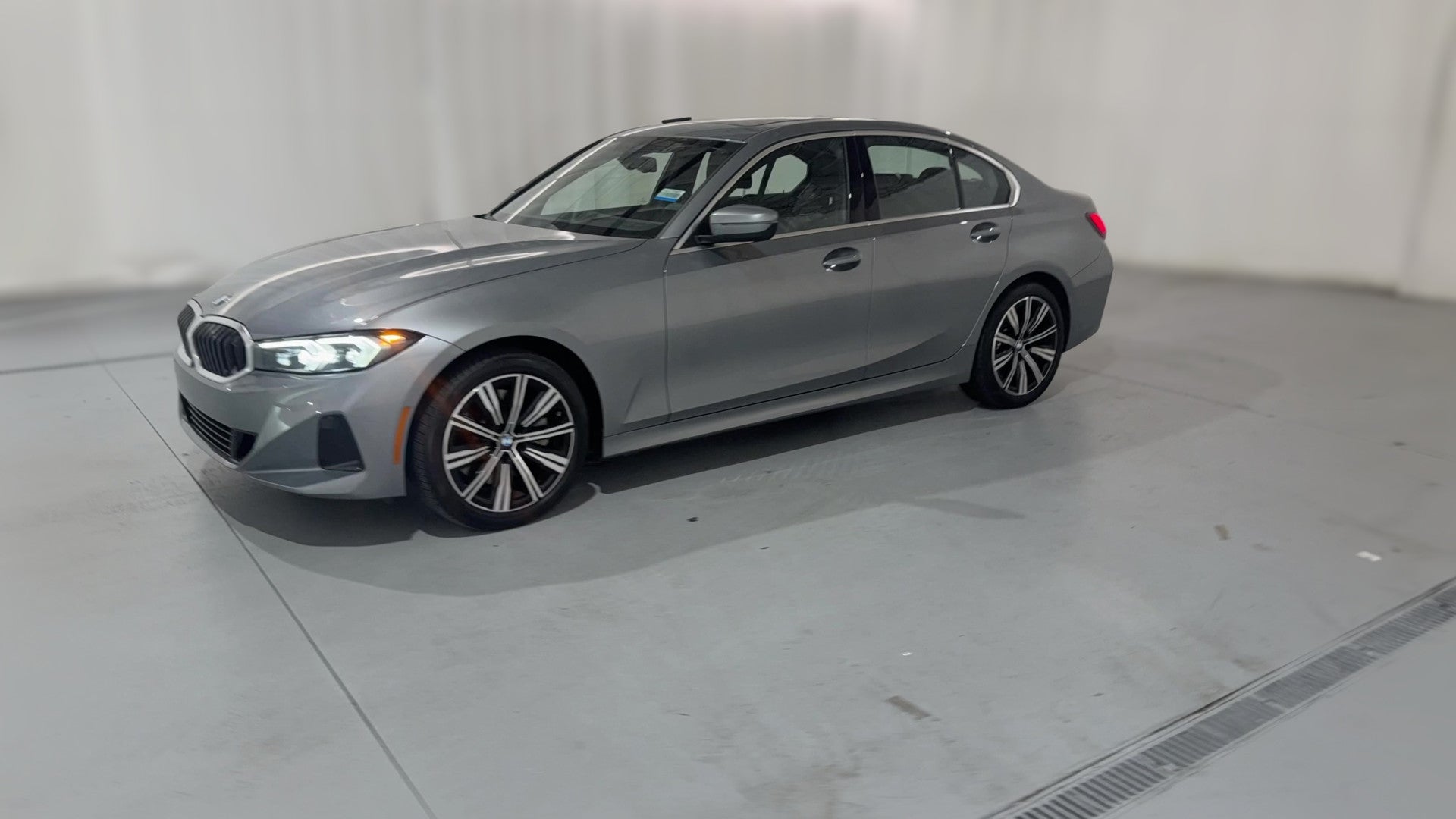 2025 BMW 3 Series vehicle photo