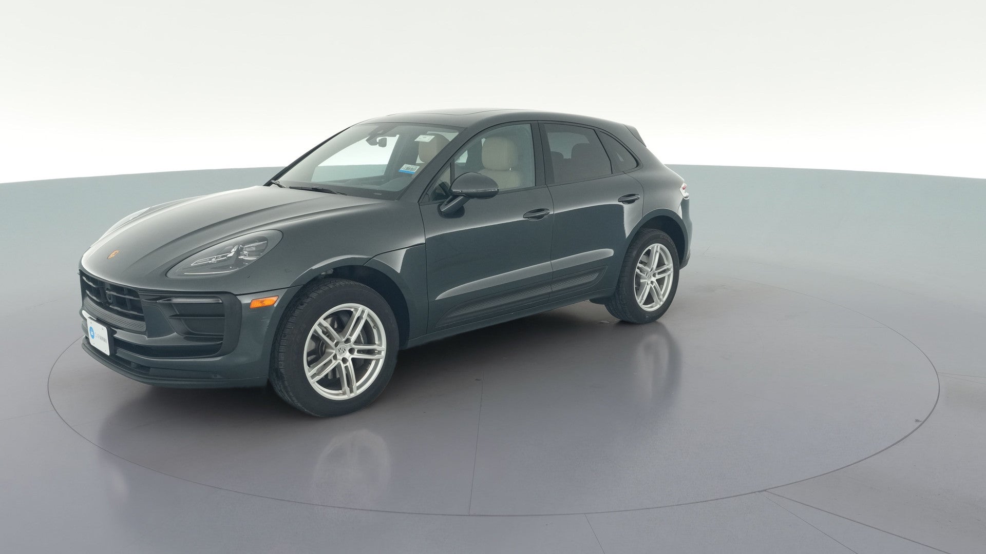 2023 Porsche Macan vehicle photo