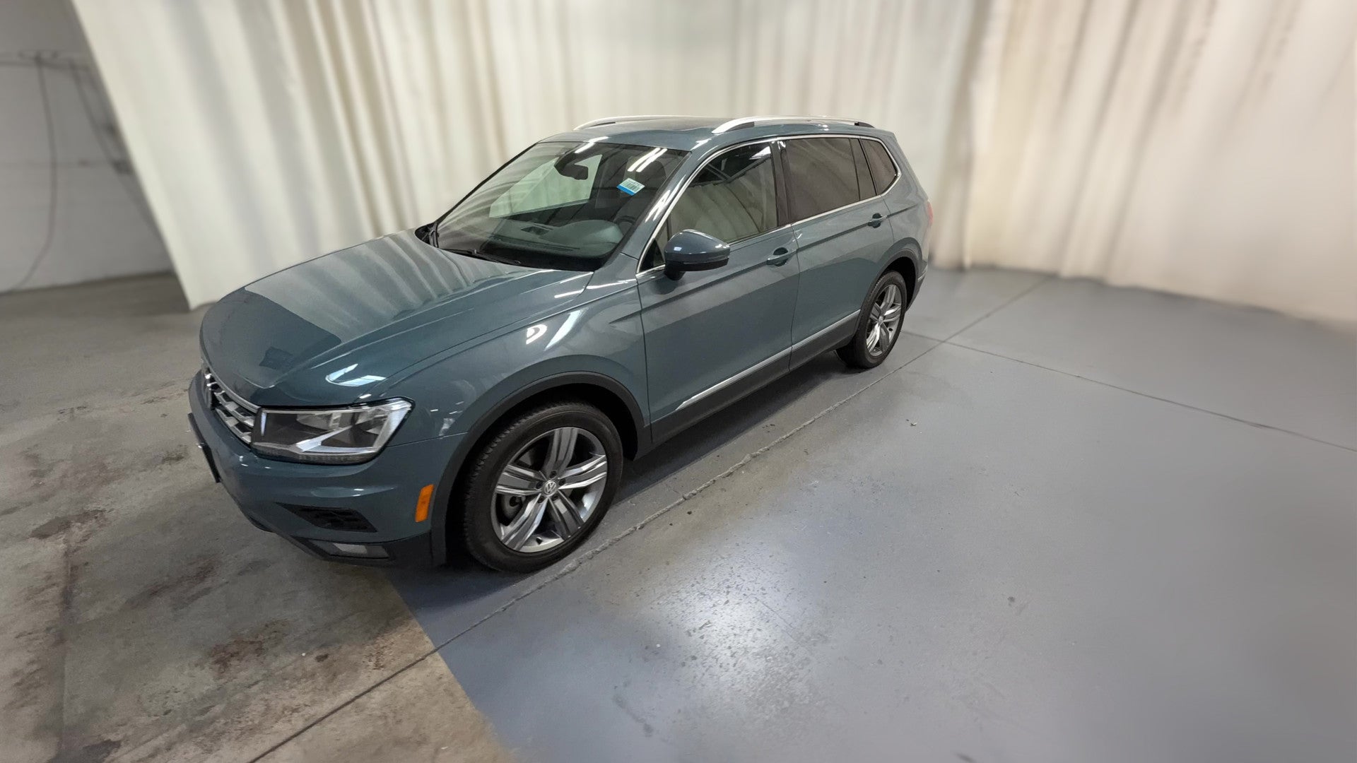 2020 Volkswagen Tiguan vehicle photo