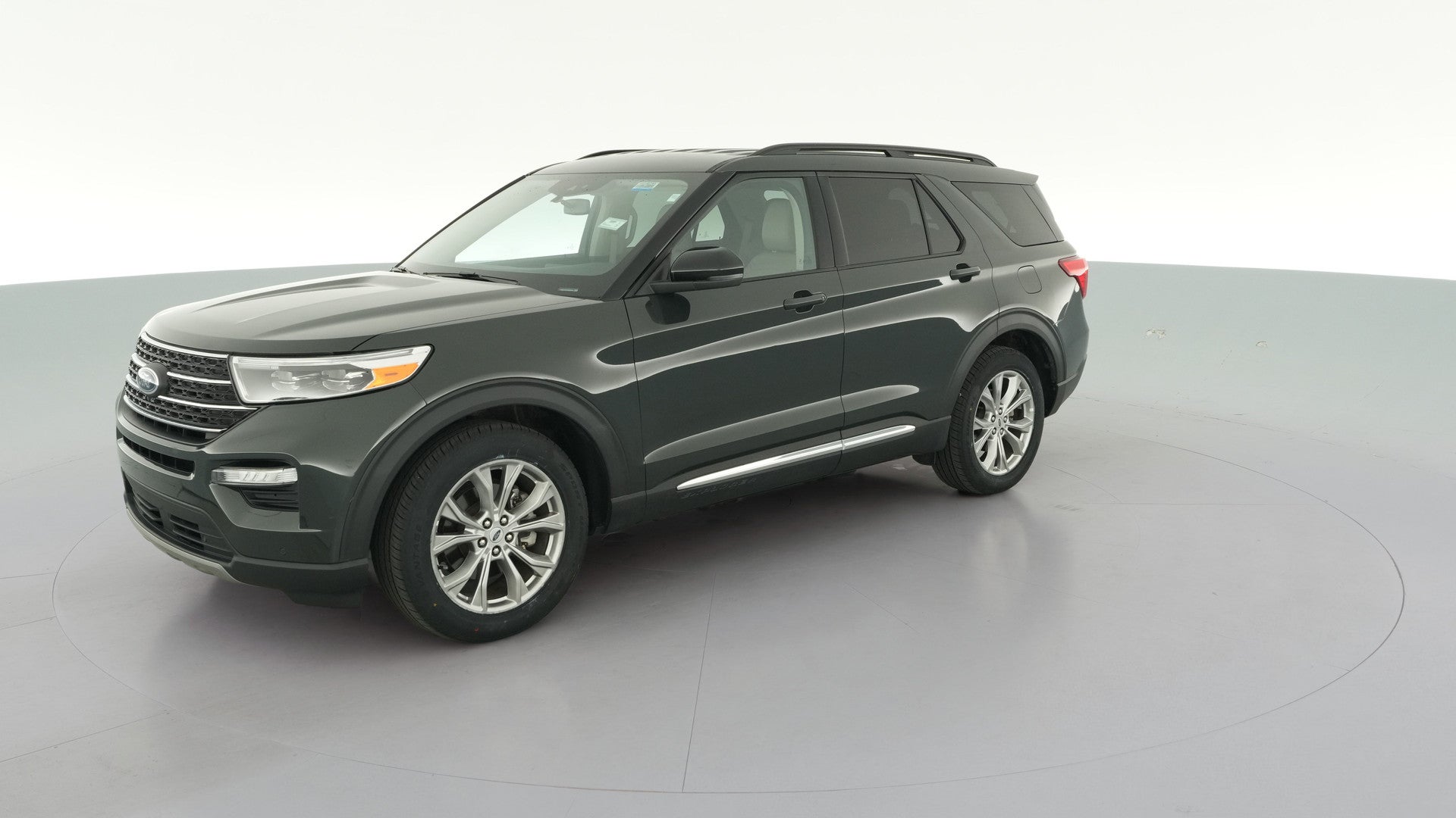 2024 Ford Explorer vehicle photo