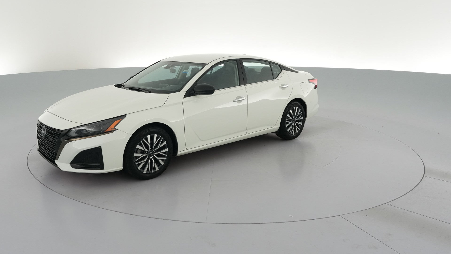 2025 Nissan Altima vehicle photo
