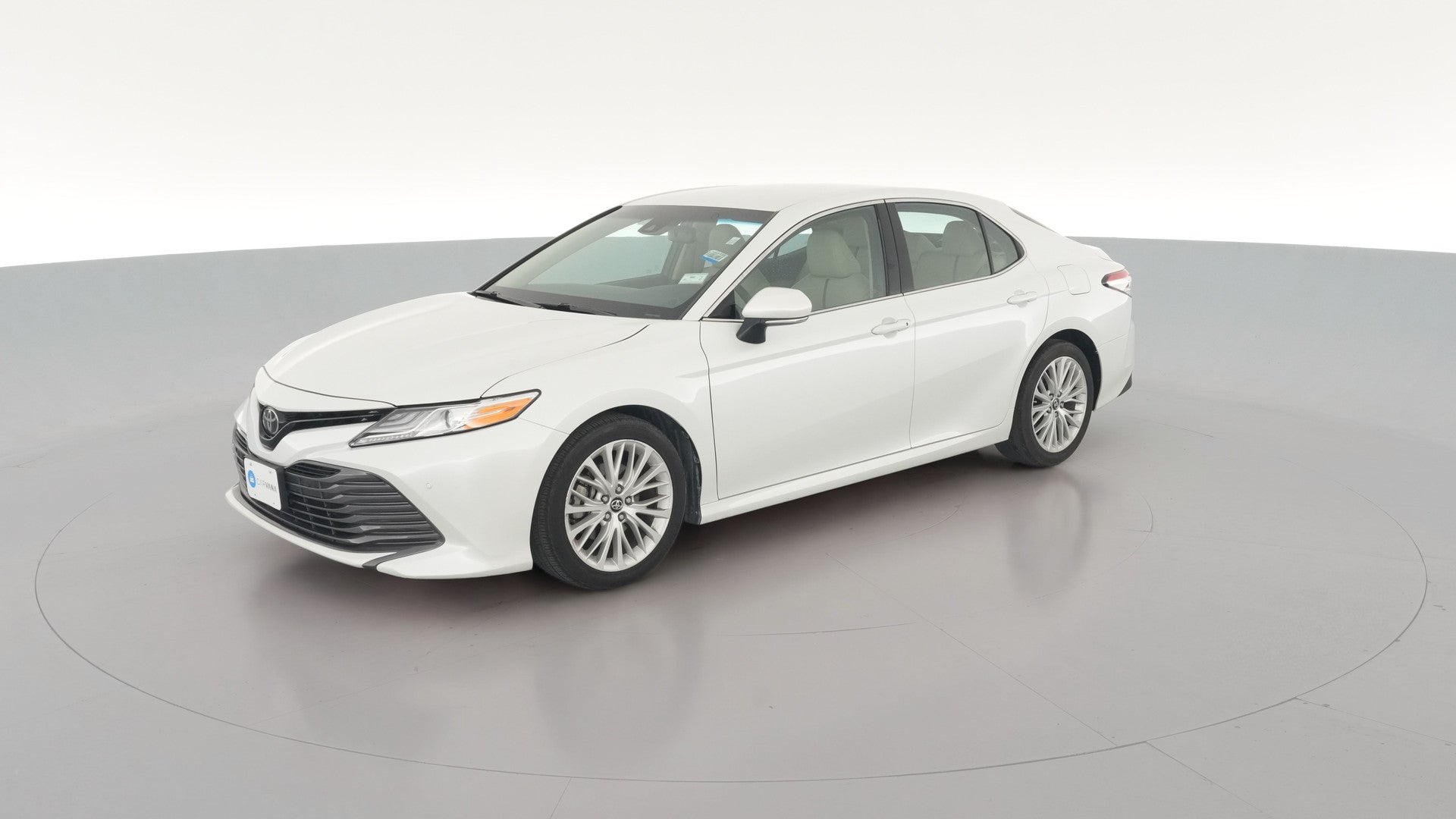 2018 Toyota Camry vehicle photo