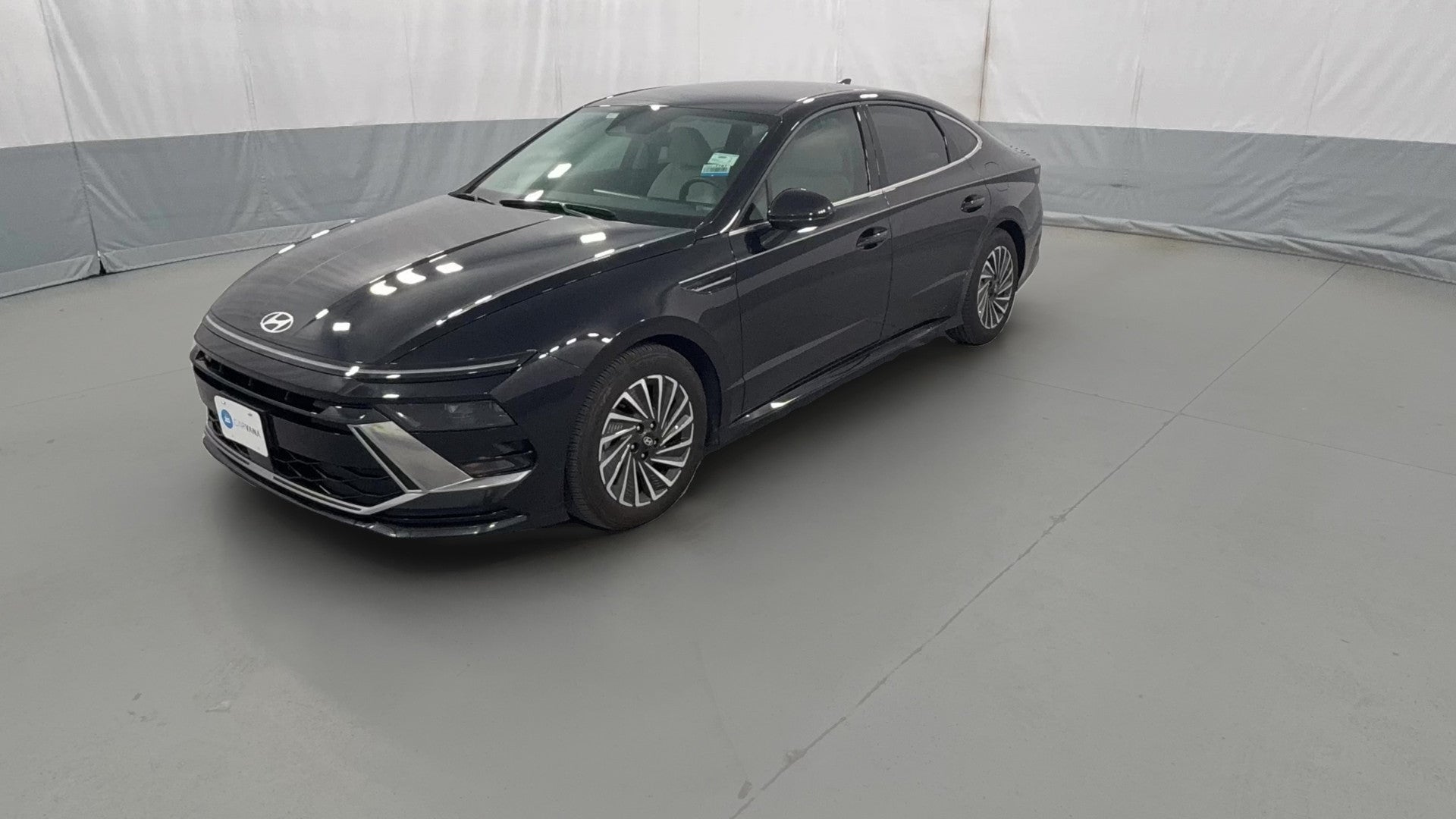 2024 Hyundai Sonata Hybrid vehicle photo