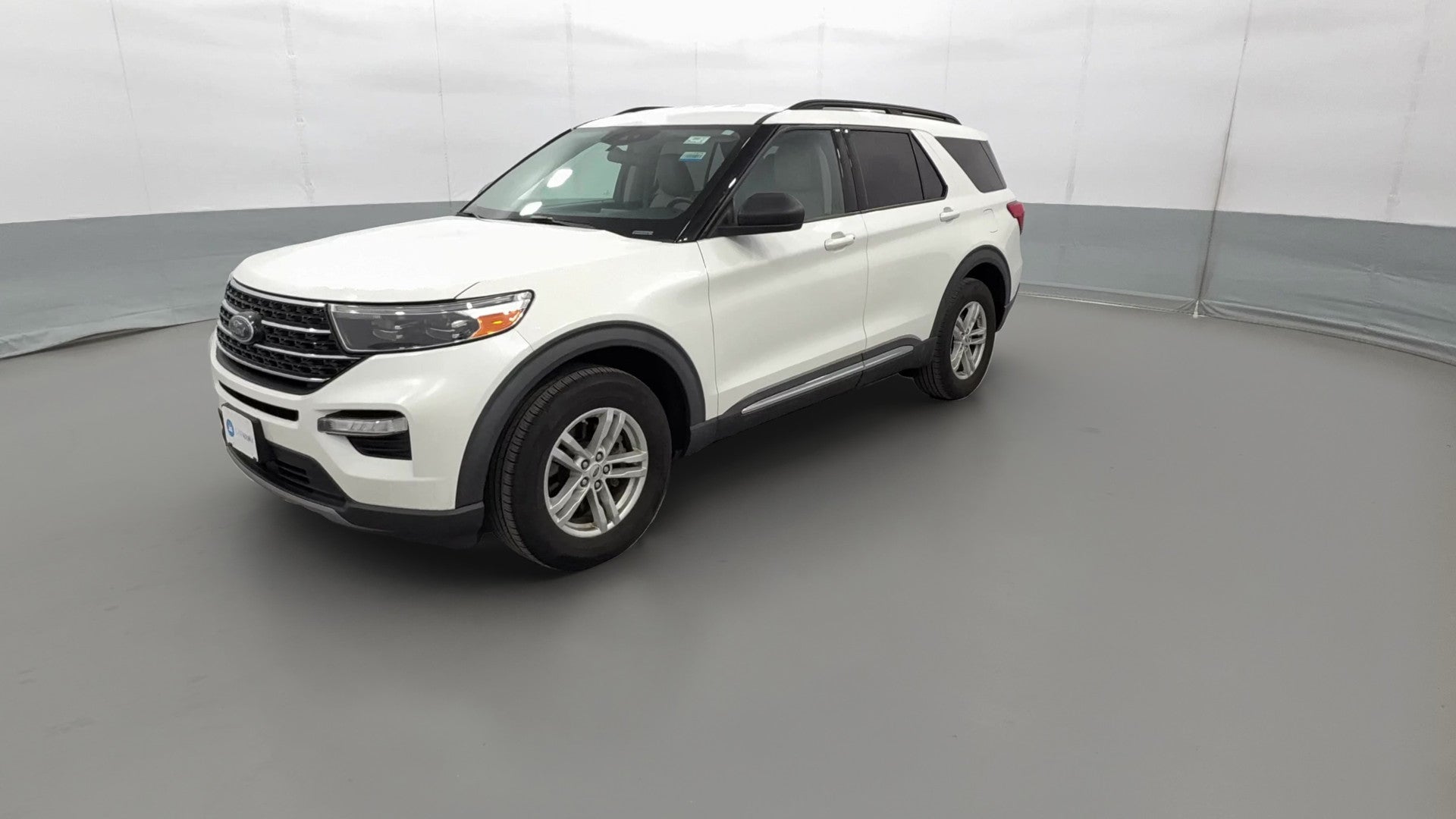 2020 Ford Explorer vehicle photo