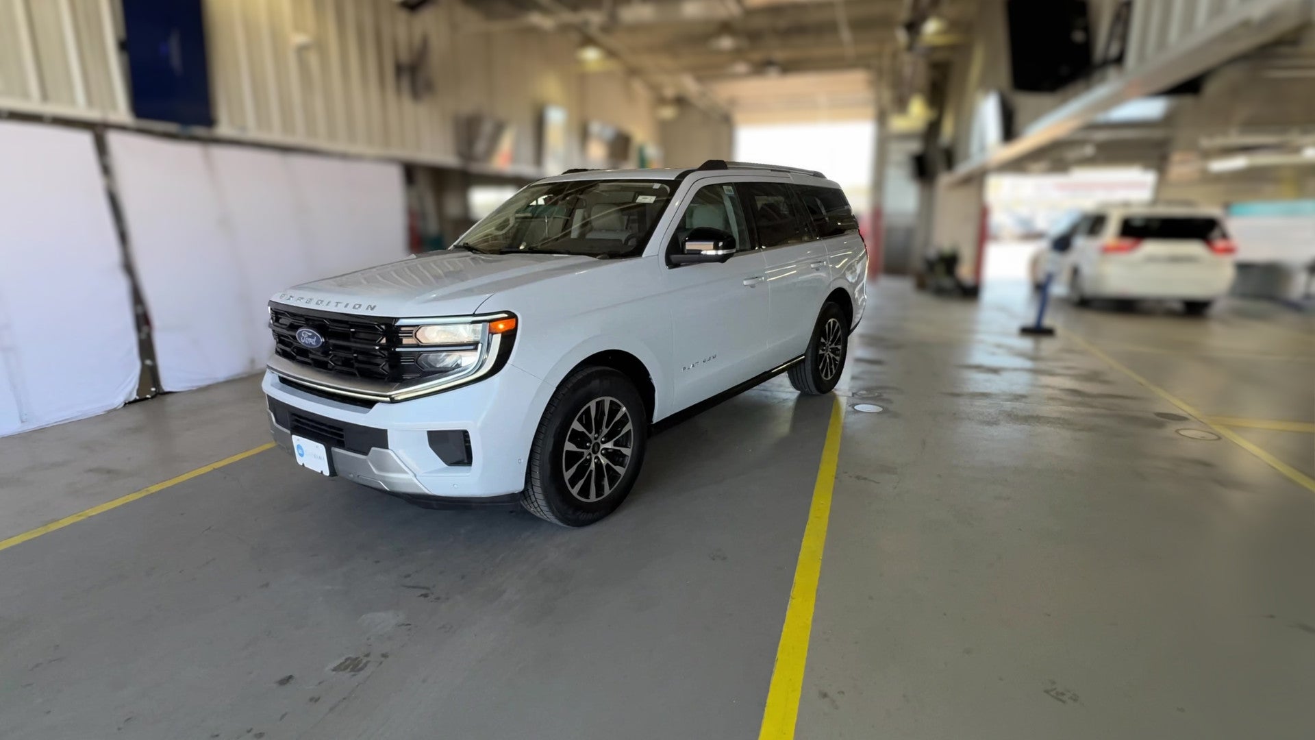 2025 Ford Expedition vehicle photo