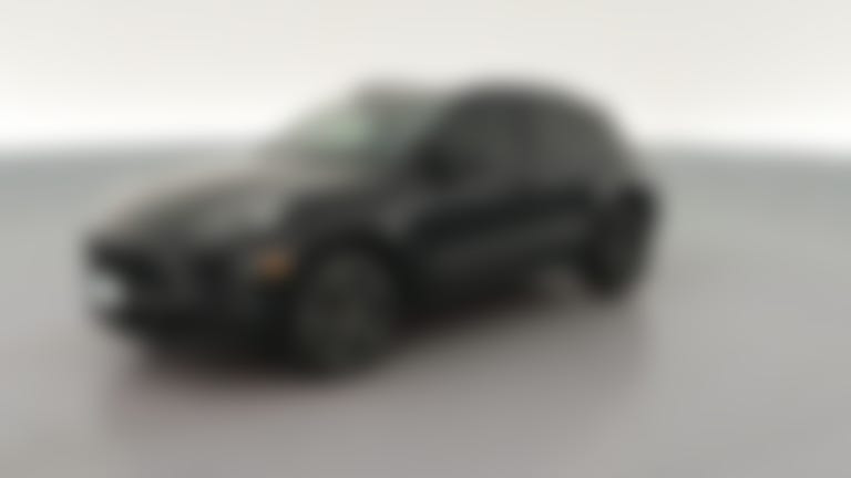 2021 Porsche Macan vehicle photo
