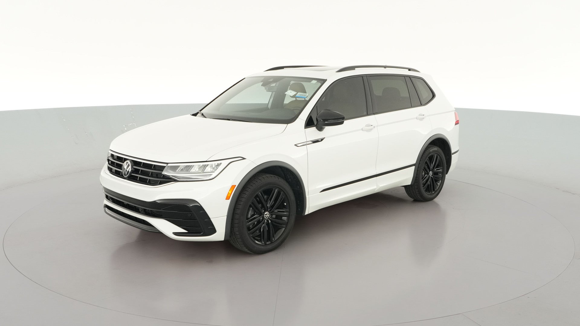 2022 Volkswagen Tiguan vehicle photo