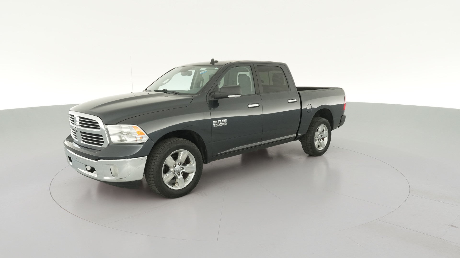 2018 Ram 1500 Crew Cab vehicle photo