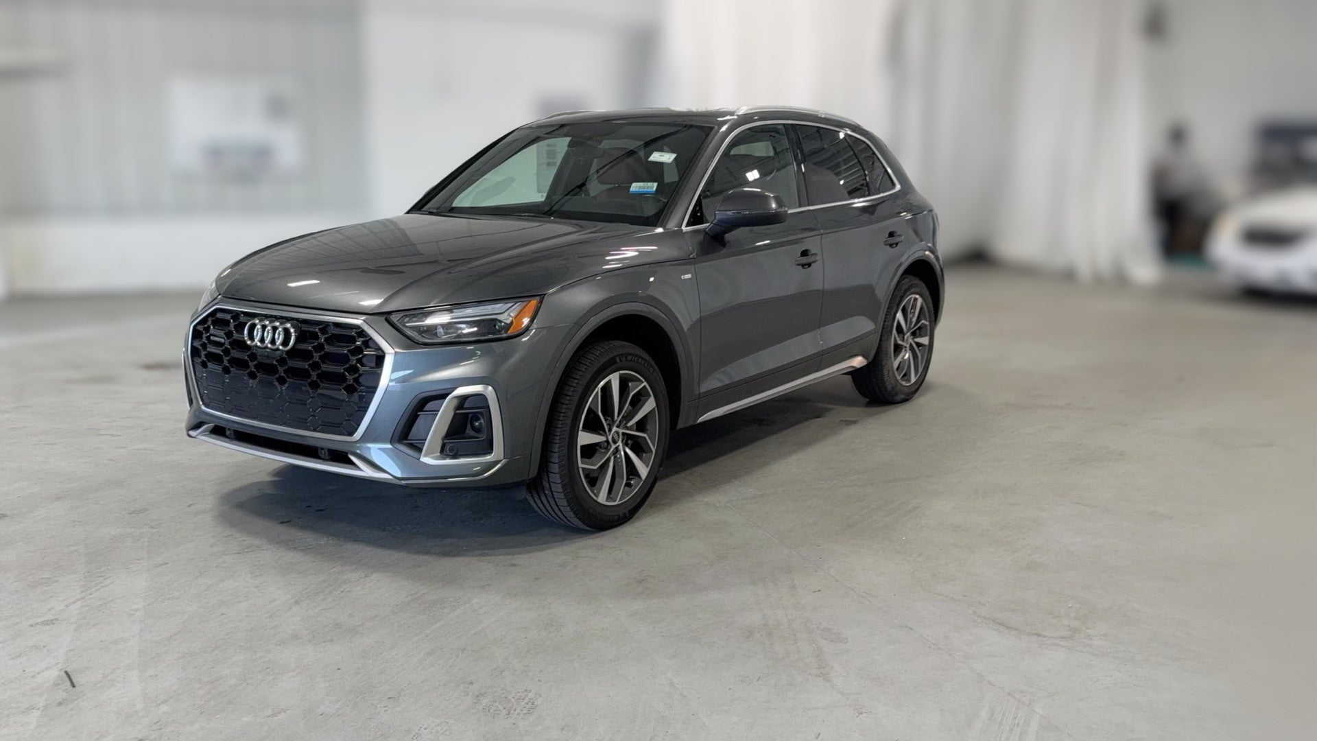 2022 Audi Q5 vehicle photo