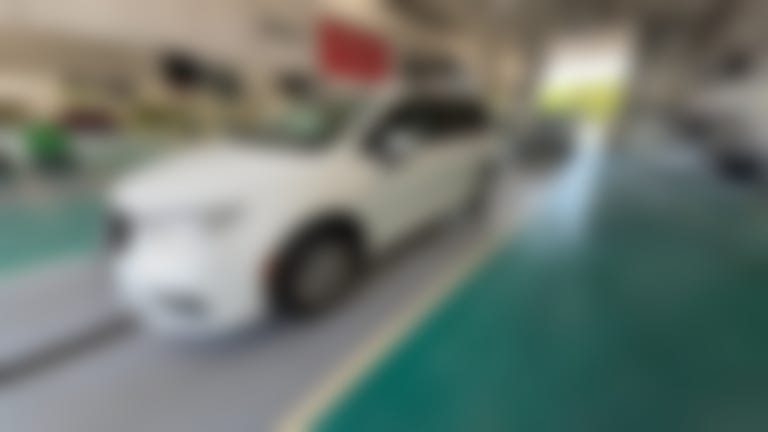 2023 Chrysler Pacifica vehicle photo