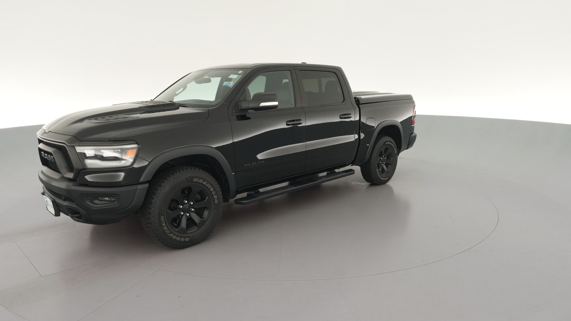 2020 Ram 1500 Crew Cab vehicle photo