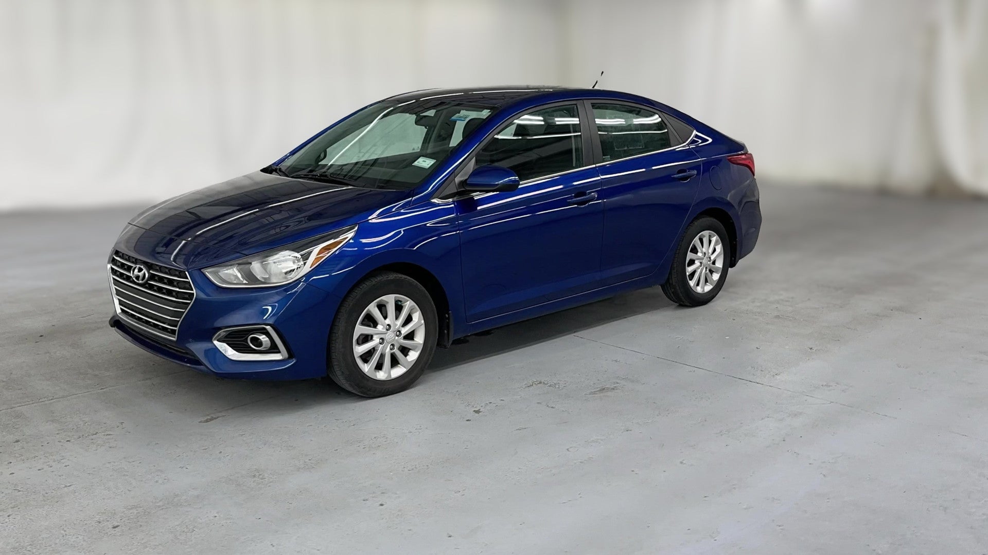 2021 Hyundai Accent vehicle photo